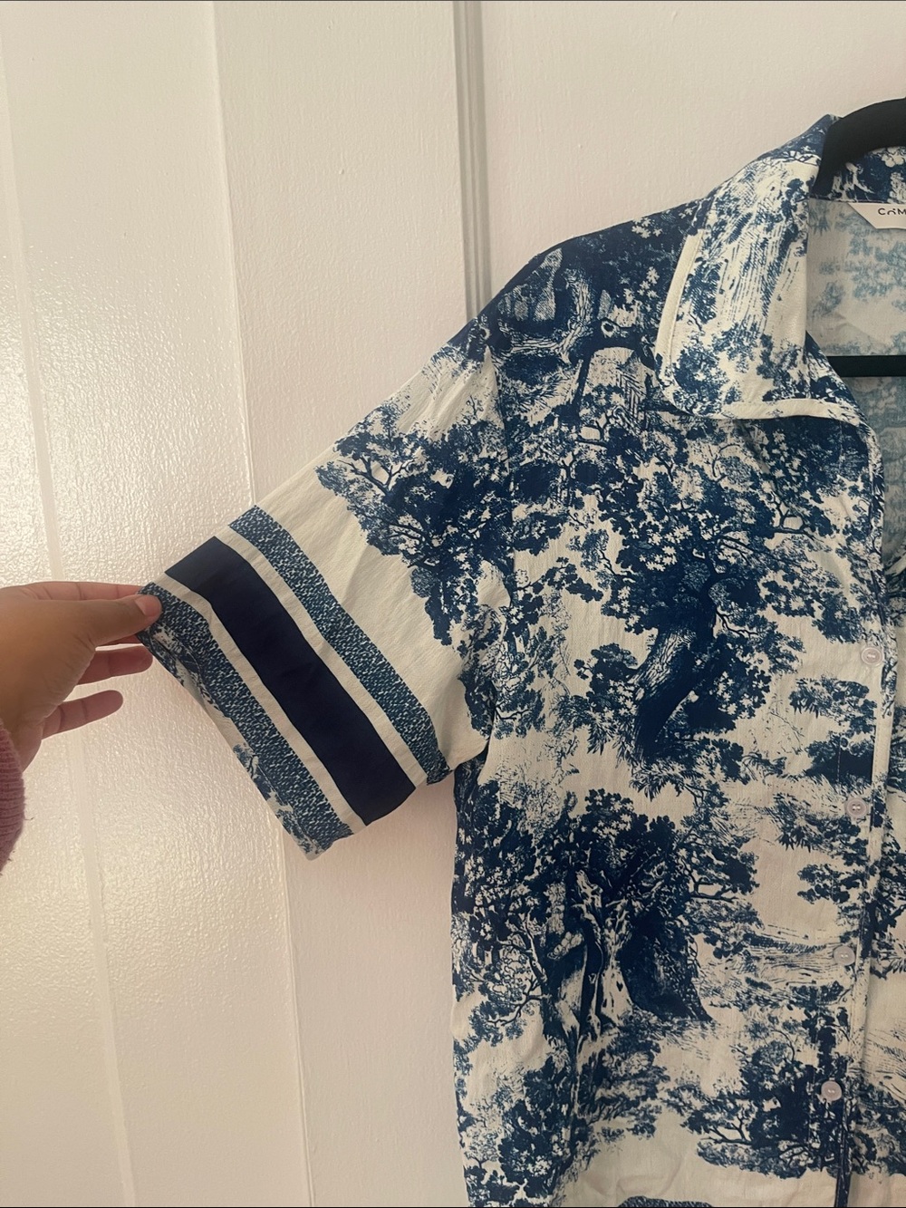Commense Blue and White High Waist Shorts Set Toile Print - Picture 8 of 16